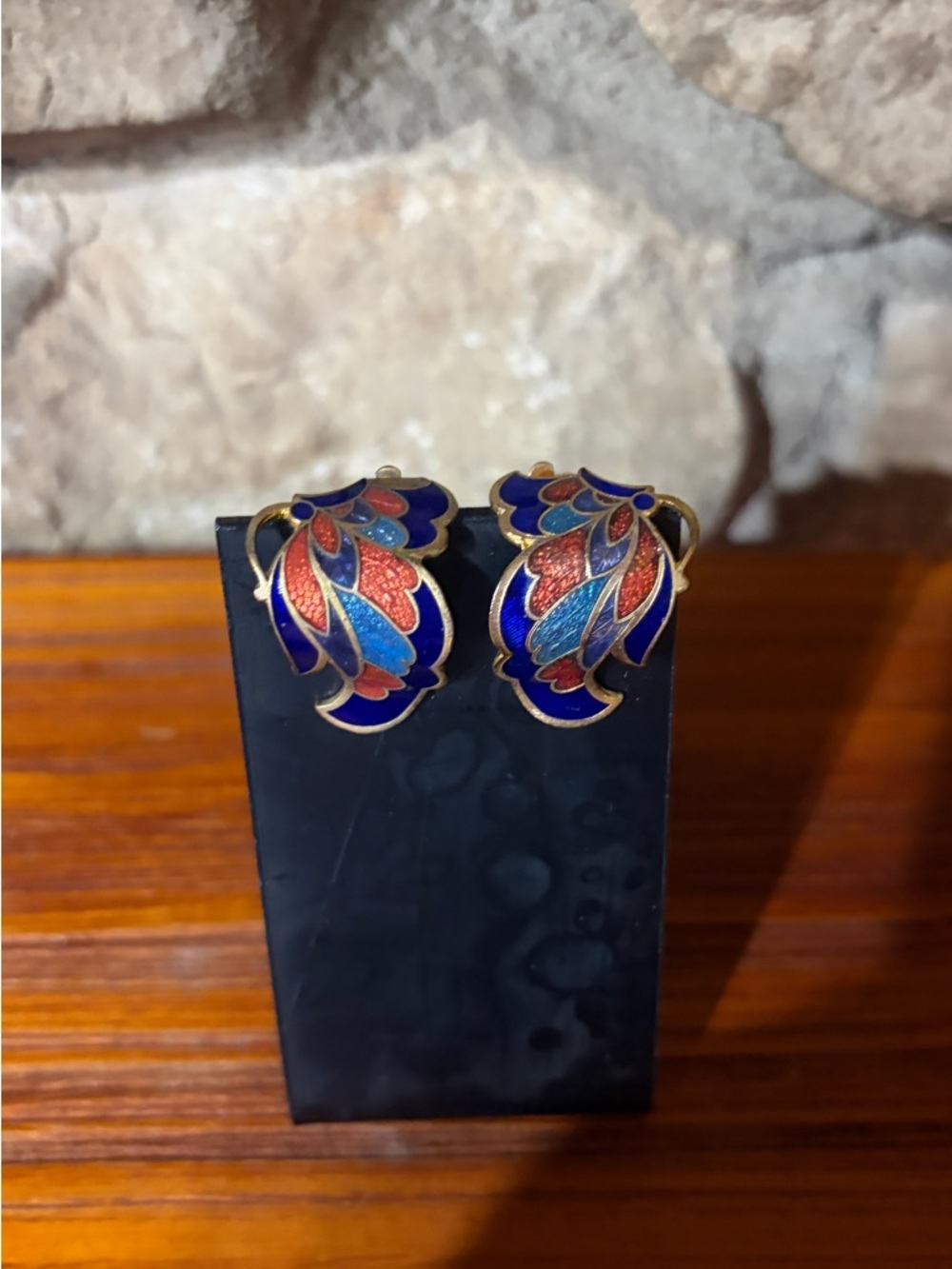 Vintage 1980s 1990s Cloisonné Colorful Enamel Floral Clip-On Earrings Blue & Red